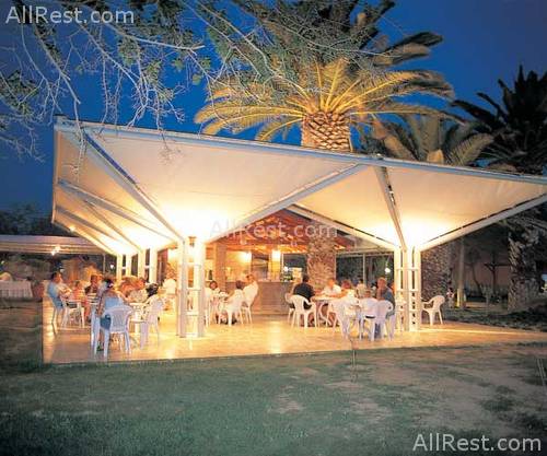 Pine Bay Beach Club 12